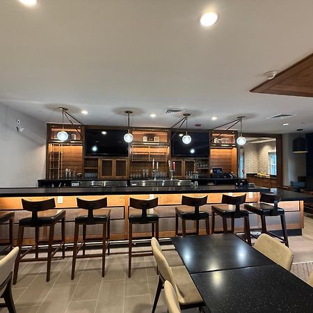 Four Points By Sheraton Bedford Manchester Airport Esterno foto