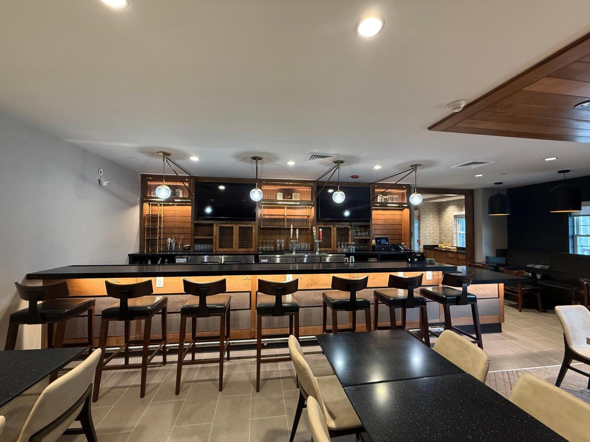 Four Points By Sheraton Bedford Manchester Airport Esterno foto