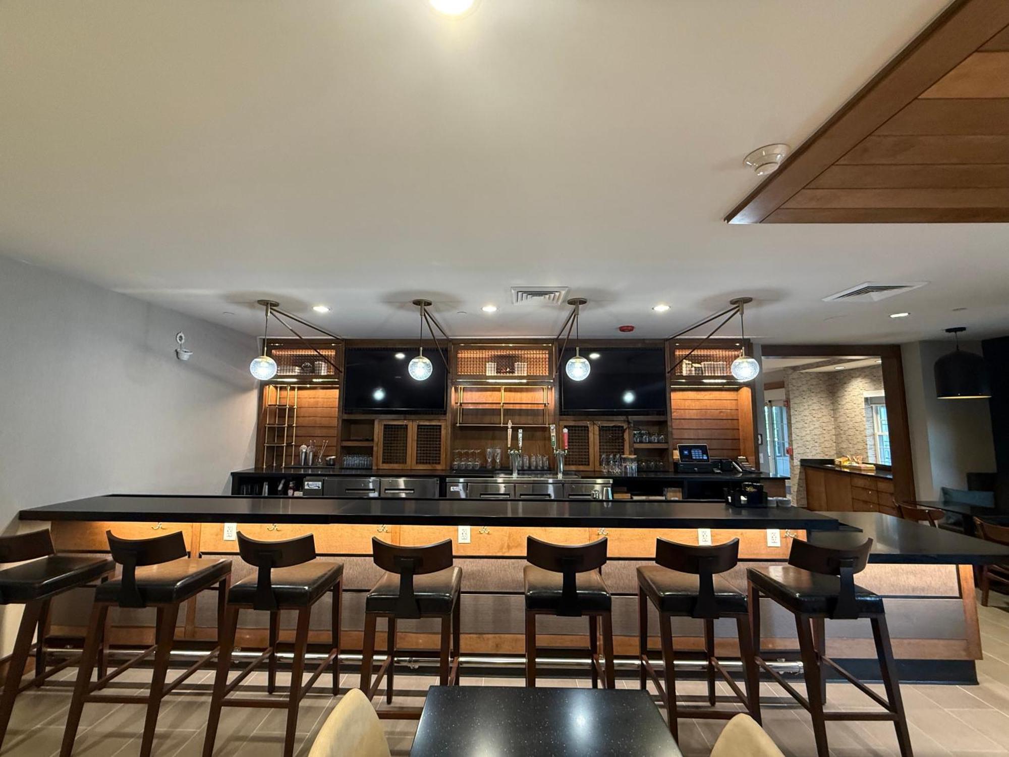 Four Points By Sheraton Bedford Manchester Airport Esterno foto